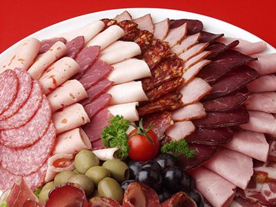 เนื้อสัตว์ที่ผ่านขบวนการผลิต